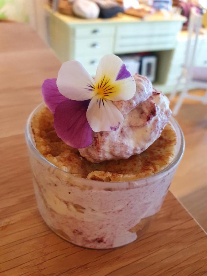 Yggdrasil Farmhotel Retreat, Spa & Yoga Straumsbukta 외부 사진